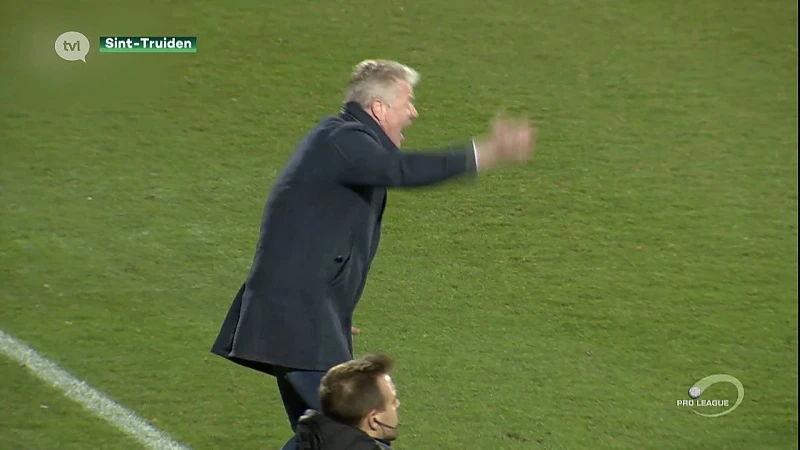Peter Maes trainer van STVV