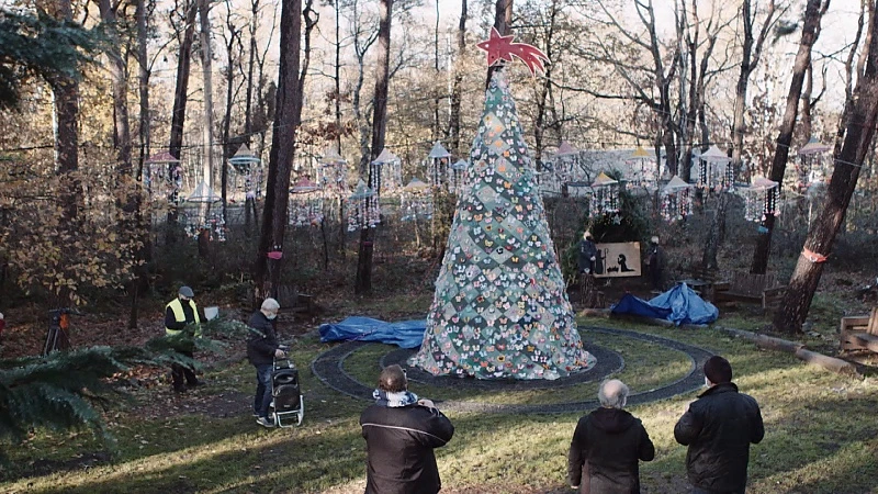Italiaanse gemeenschap zet Boom van de wedergeboorte in Genk