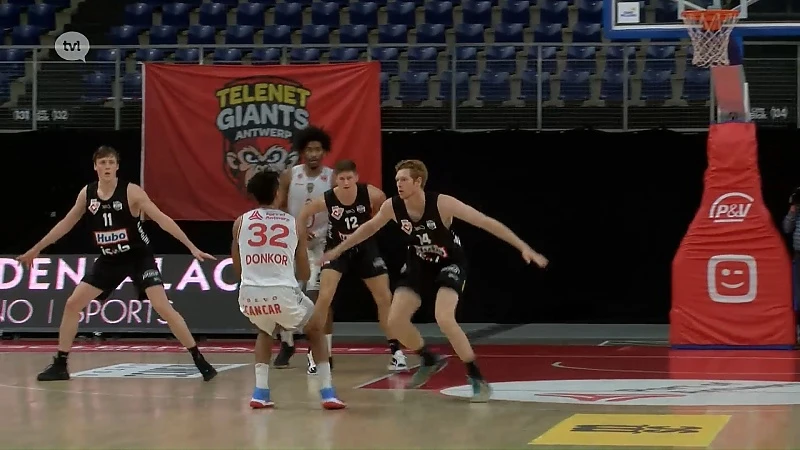 Limburg United verliest bij Antwerp Giants
