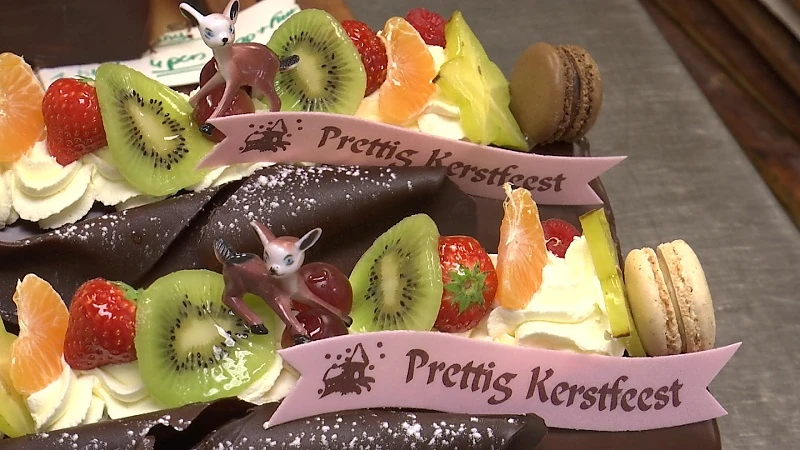 Klassieke kerststronk kleiner dan ooit