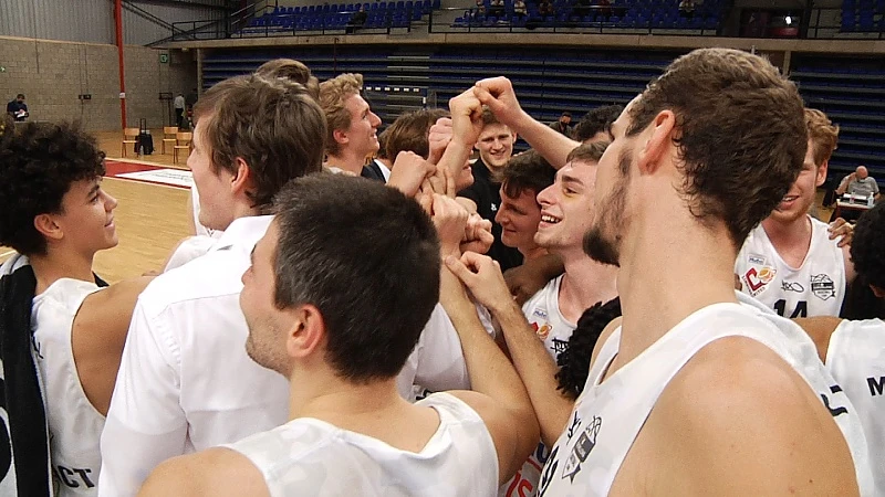 Limburg United wint overtuigend van Leuven in eerste thuiswedstrijd