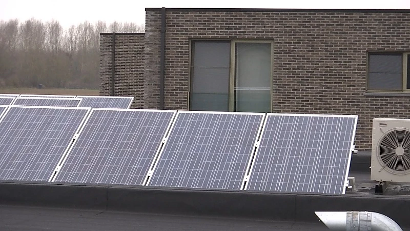 Eigenaars zonnepanelen woest na plots verbod gebruik terugdraaiende teller
