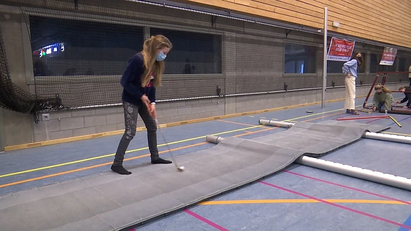 Kinderen die maar één hobby mogen hebben is niet te controleren en niet te handhaven coronnamaatregel
