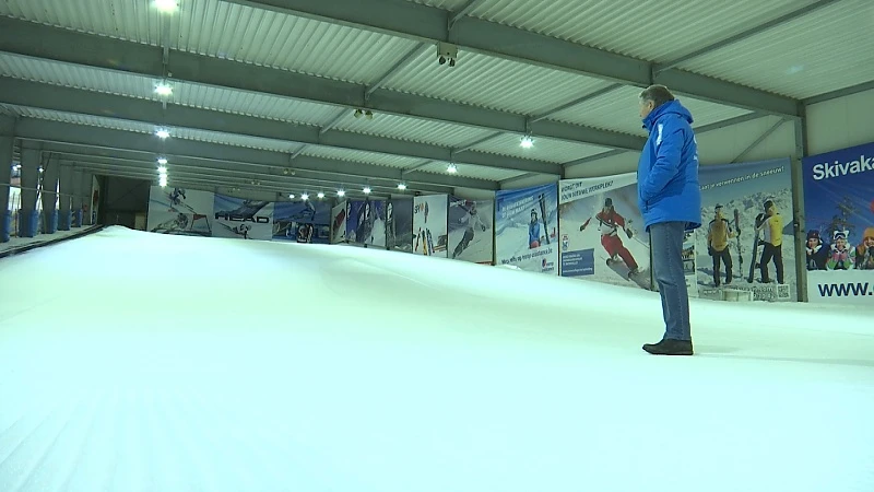 Snow Valley ziet zwarte sneeuw: kosten voor koeling lopen op en skiwinkel moest dicht