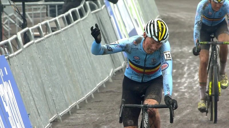 Timo Kielich pakt brons bij beloften op WK veldrijden