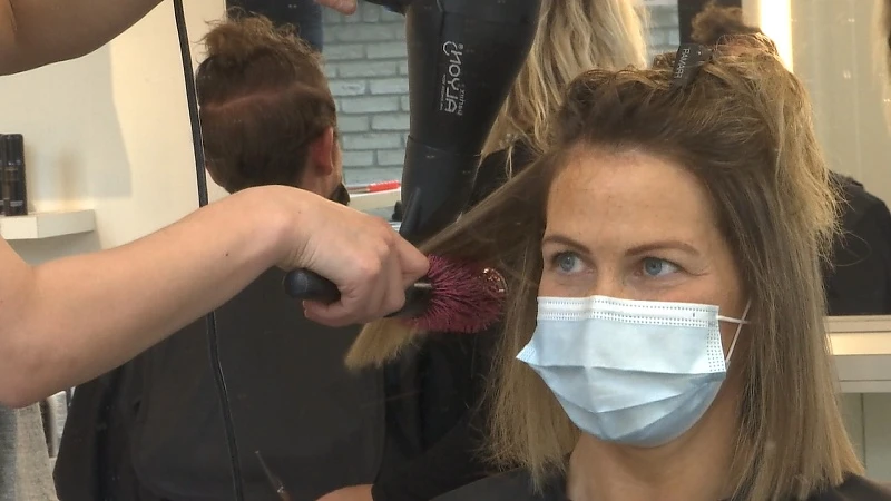 Kans is groot dat kappers open mogen op 13 februari