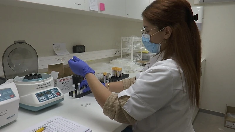 Grootste testcenter voor J&J-vaccin ter wereld staat in Alken: "Illusie dat we er met twee prikken vanaf zullen zijn"