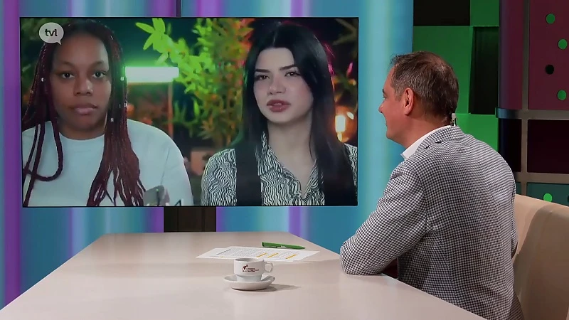 Youtubers Ozlem & Esosa van Differently Alike