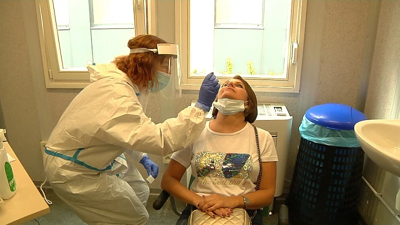 Aantal coronabesmettingen daalt in Limburg