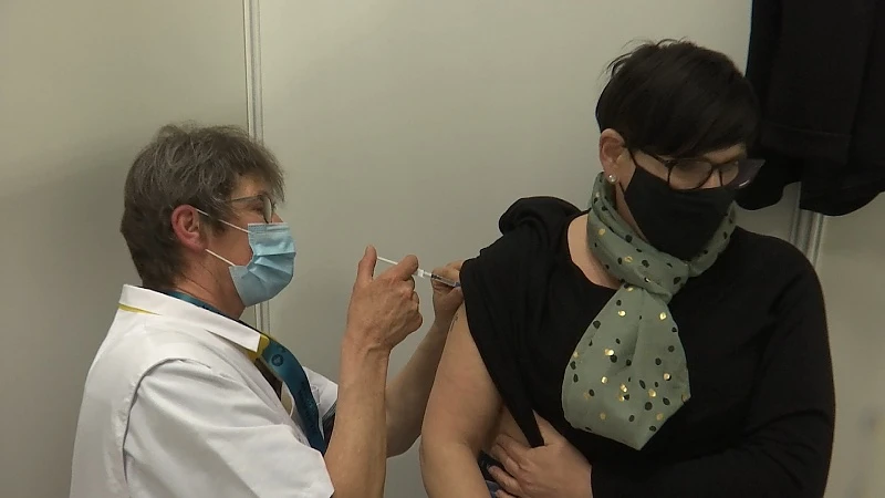 Wouter Beke: "Zorgverleners zijn moreel verplicht om zich te laten vaccineren"