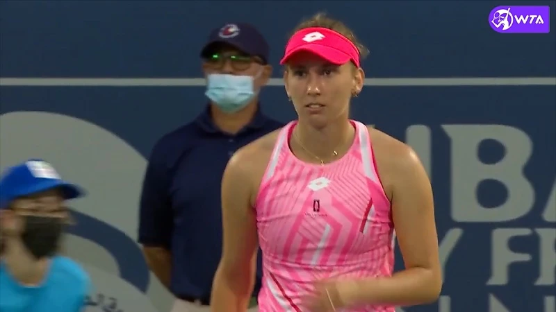 Elise Mertens naar halve finale Dubai na straffe comeback