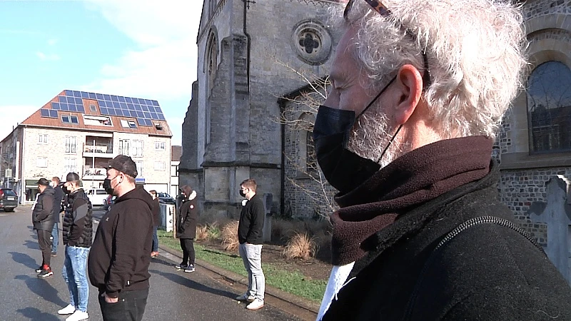 Protest in toga tegen laks klimaatbeleid