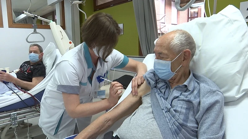 11 gevallen van bloedstolling in België na inenting met vaccin AstraZeneca