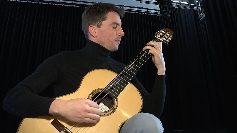 Maaseikse gitarist Jan Sanen brengt hulde aan geliefden op nieuwe album