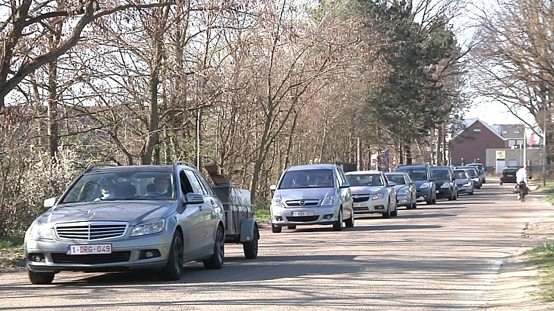 Lenteschoonmaak zorgt voor drukte in de Limburgse containerparken