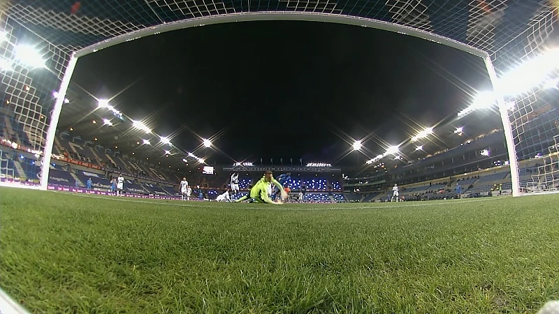 Racing Genk heropent titelstrijd