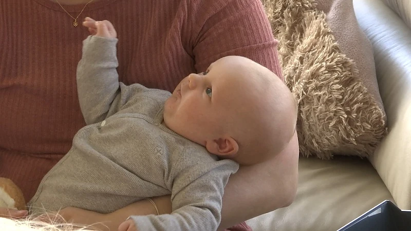 Coronacrisis zet kersverse ouders onder druk