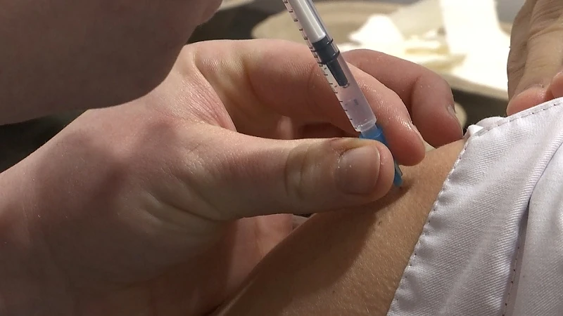 Limburgers met Turkse achtergrond vragen dat ons land Chinees vaccin erkent dat ze krijgen in Turkije