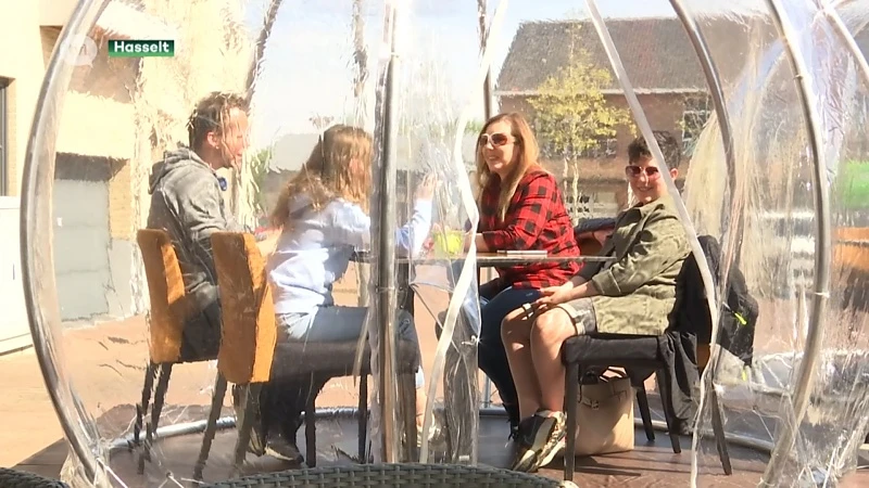 Wisselvallig weer deert terrasgangers niet
