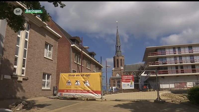 Kerk Beringen moeilijk bereikbaar, deken moet zelfs hekken open knippen