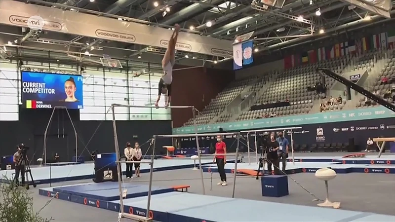 Nina Derwael pakt meteen goud bij comeback