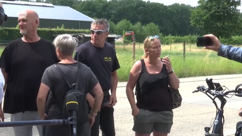 Buurt getuigt over vondst Conings, familieleden reageren emotioneel.