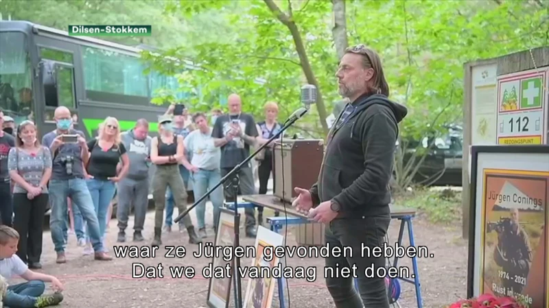 Ondanks verbod brengen sympathisanten eerbetoon aan Jürgen Conings aan Dilserbos