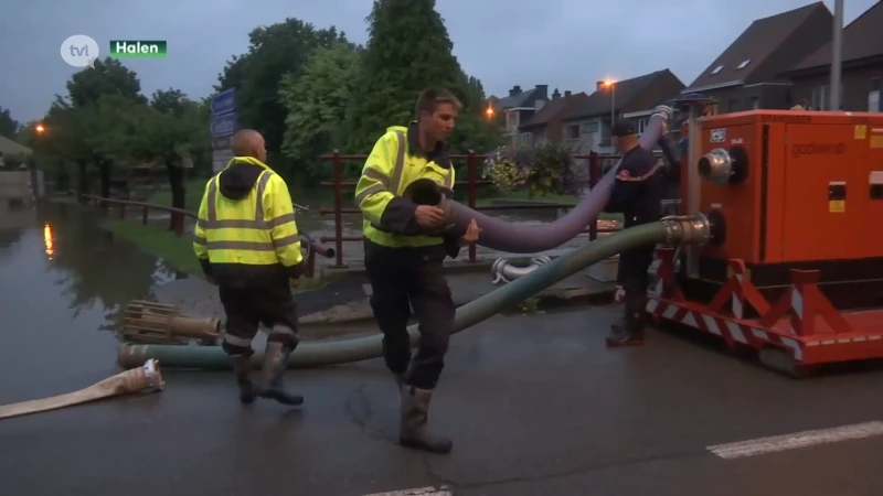 De Velpe treedt buiten zijn oevers in Halen