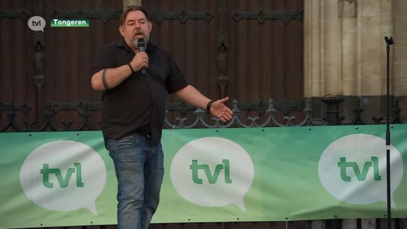 TVL Vertellingen: Jeron Dewulf laat 350 bezoekers lachen in Tongeren