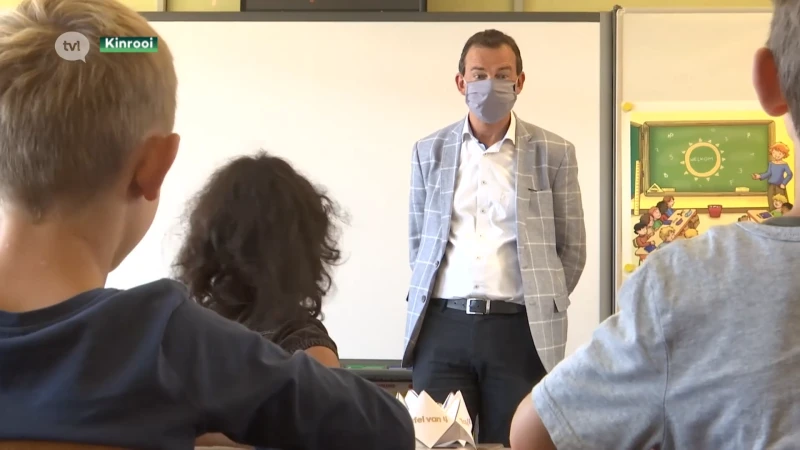 Wouter Beke geeft les op Kinrooise Zomerschool