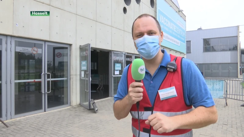 Grootste Limburgse vaccinatiecentrum verhuist van Trixxo Arena naar kleinere hal