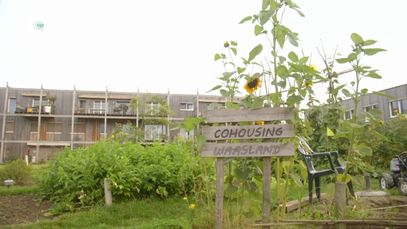 TRAILER WONEN 040921