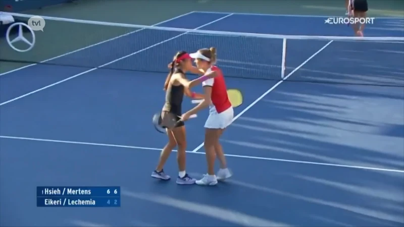 Elise Mertens stoot ook door in dubbelspel
