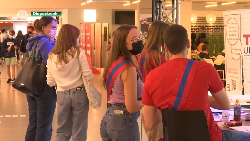 Limburgse studenten tevreden met strengere doopregels
