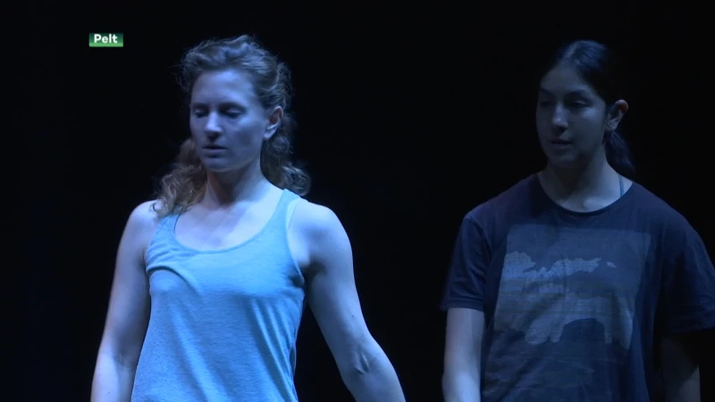 Judith Clijsters danst in Palethe