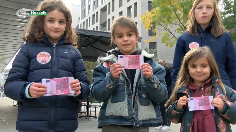 11.11.11 deelt bankbiljetten van 11 euro uit voor een betere wereld