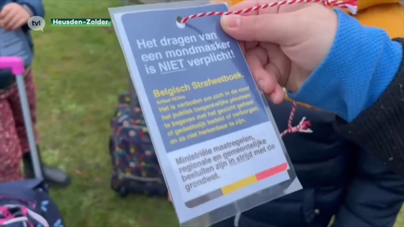 Ouders protesteren tegen mondmasker voor kinderen
