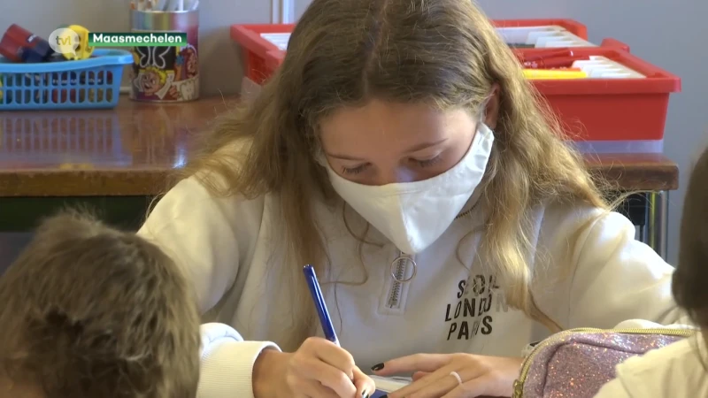 Ouders overwegen thuisonderwijs na verplichting mondmaskers op school