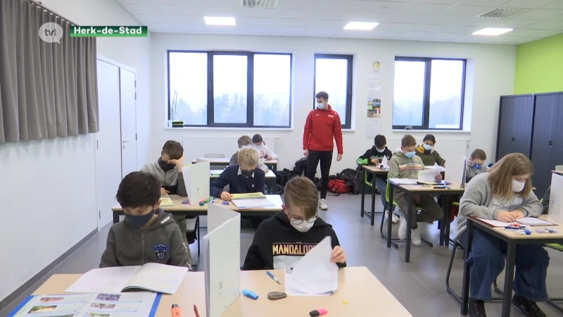 Studenten lerarenopleiding UCLL springen bij in stageschool