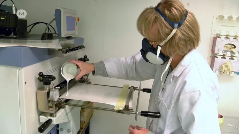 De Toekomstfabriek: Grafityp produceert klevende folie