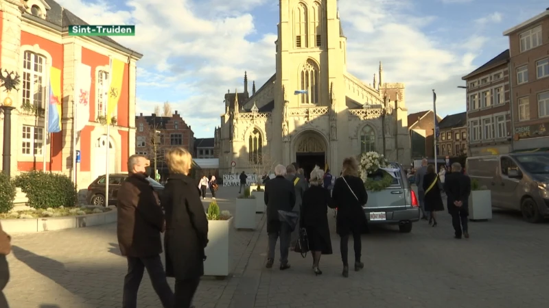 Truienaren nemen afscheid van oud-burgemeester Jef Cleeren
