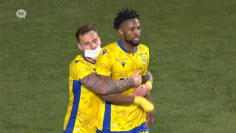 STVV-verdediger Junior Pius krijgt boete en is geschorst voor onbepaalde duur