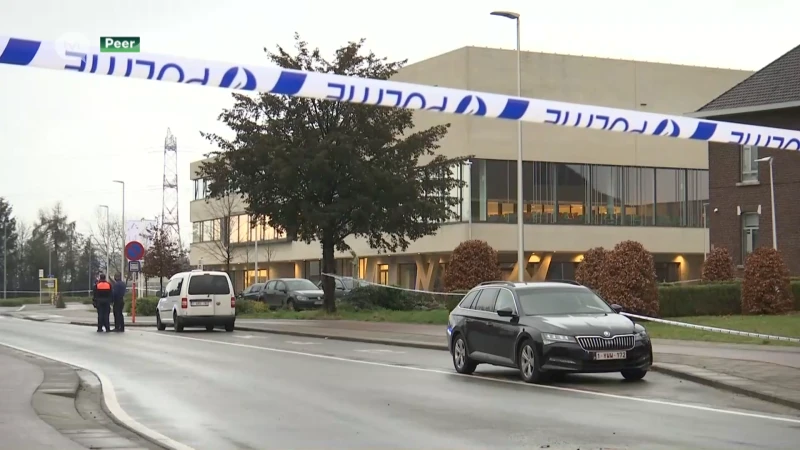 Wijkagent die werd neergestoken in Peer mag ziekenhuis verlaten