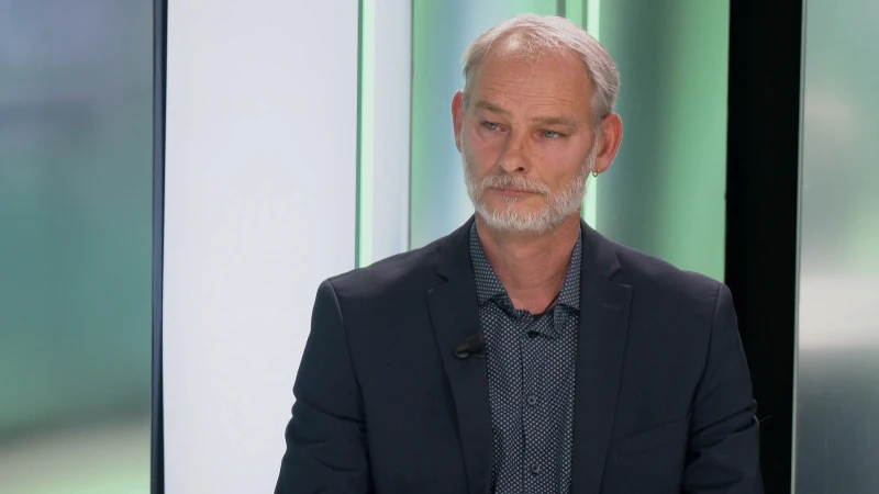 Weerman Michel Nulens: "Rukwinden zijn levensgevaarlijk voor fietsers"