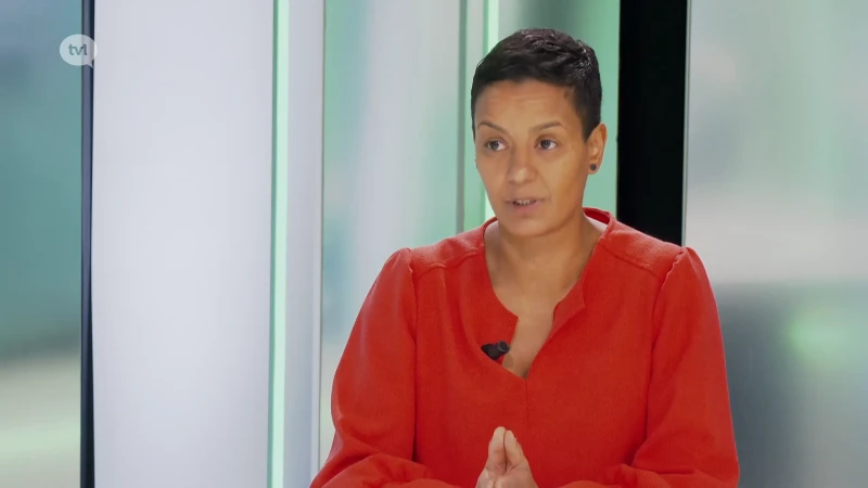 Minister Meryame Kitir wil gastgezinnen screenen