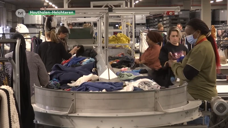 Wat gebeurt er met de kledij die je aan de kringwinkel schenkt?