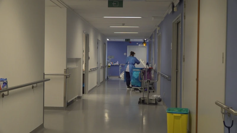 Coronacijfers dalen, maar druk op de ziekenhuizen blijft hoog