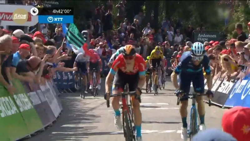 Dylan Teuns wint Waalse Pijl