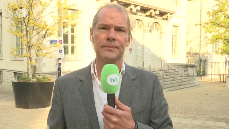 LIVE naar Tongeren: Emrah ontkent opdracht gegeven te hebben voor messteken