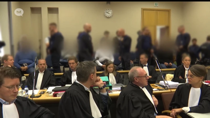 Broer van vermoorde Silvio Aquino uit assisenzaal gezet